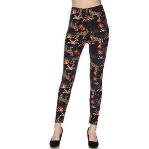 Plus Size Women's PLUS Cheetah Spark Print Brushed‎ Leggings